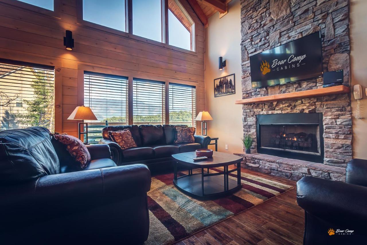 Majestic View Lodge, Amazing Views, Hot Tub, 1089 Free Tickets Each Paid Day, Dollywood And More Gatlinburg Exterior photo