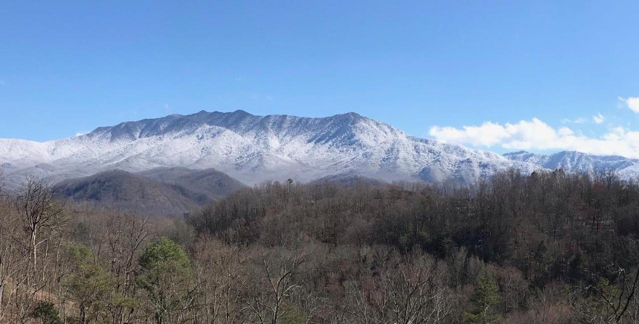 Majestic View Lodge, Amazing Views, Hot Tub, 1089 Free Tickets Each Paid Day, Dollywood And More Gatlinburg Exterior photo